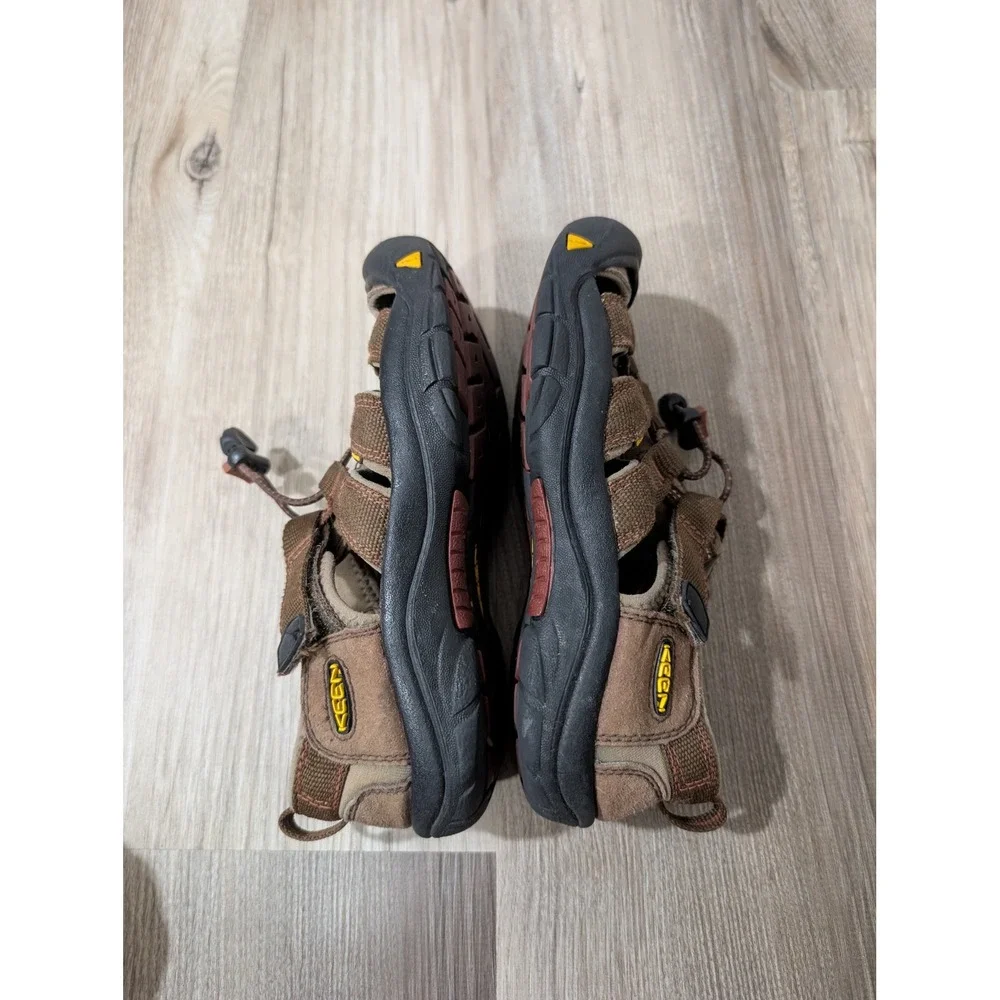 Keen kids size
